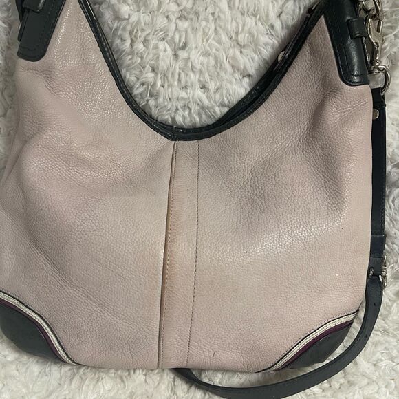 Coach Pebbled Leather Beige shoulder/Hobo Bag navy blue & burgundy straps & trim - Picture 12 of 15